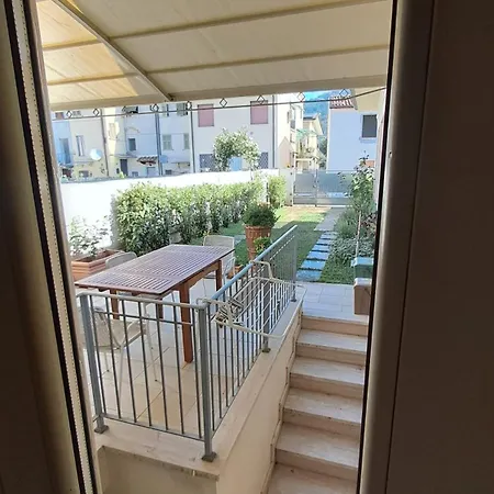 Gasthuis Cb House Pietrasanta